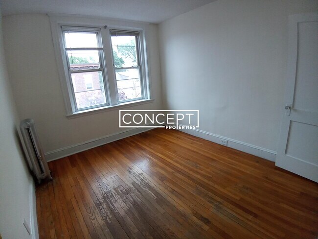Building Photo - 5 Barrows St
