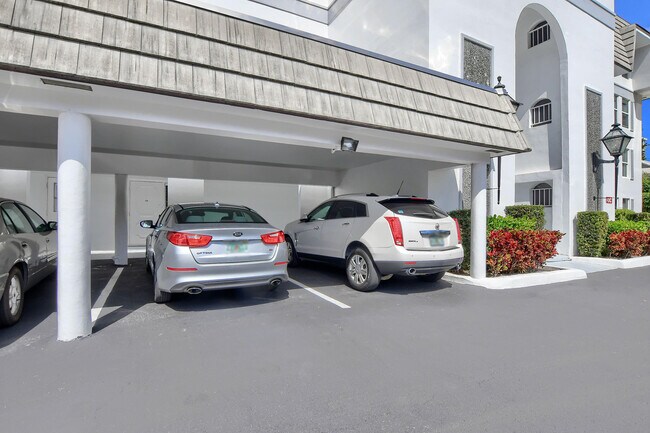 Foto del edificio - 800 E Camino Real