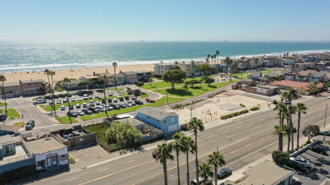 Foto del edificio - 17165 Pacific Coast Hwy