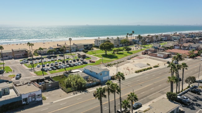 Building Photo - 17165 Pacific Coast Hwy