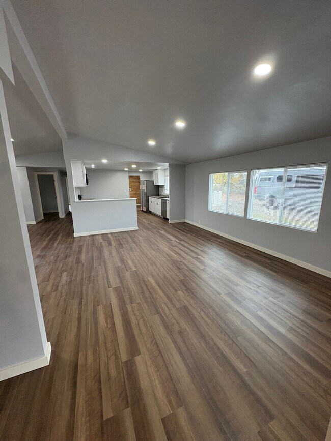 Foto del edificio - 38823 Ridge Dr