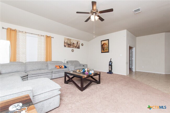 Foto del edificio - 4913 Prewitt Ranch Rd