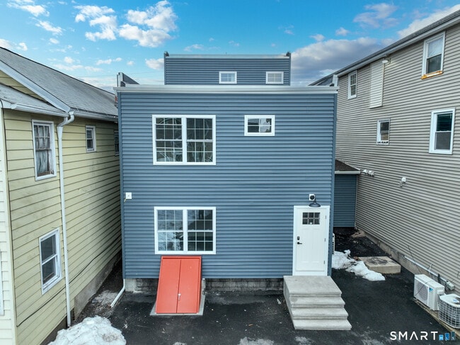 Foto del edificio - 3 Center St