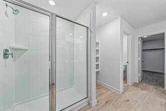 Building Photo - 3919 Langridge Dr
