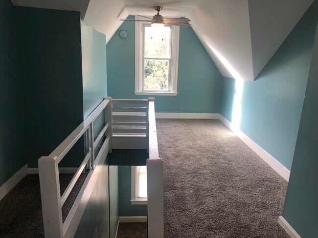 Foto del edificio - 5913 Kavon Ave