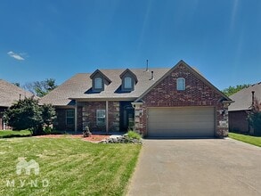 Building Photo - 14729 Jordan Ct