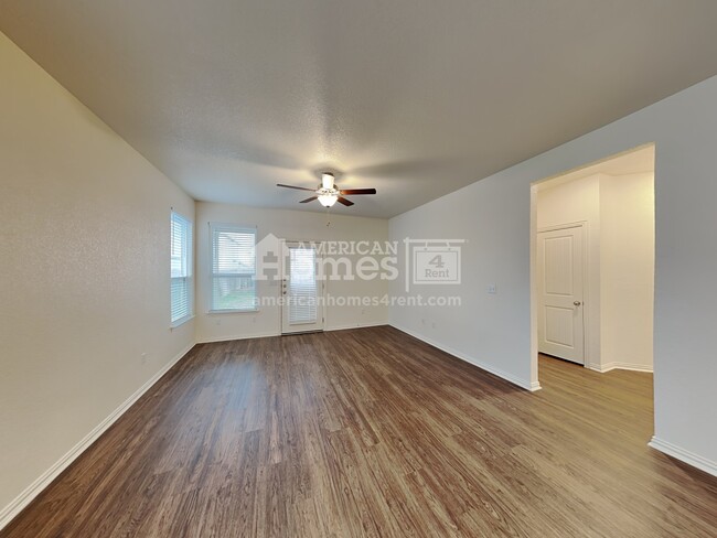 Building Photo - 2711 Geronimo Creek