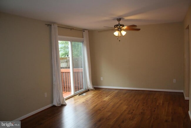 Building Photo - 6261 Alforth Ave