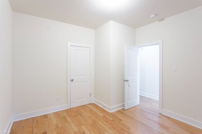 Foto del edificio - 4 br, 2 bath Duplex - 1706 FONTAIN ST Unit A