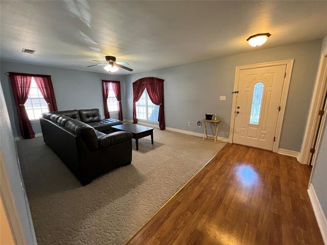 Foto del edificio - 1825 Glenway Dr