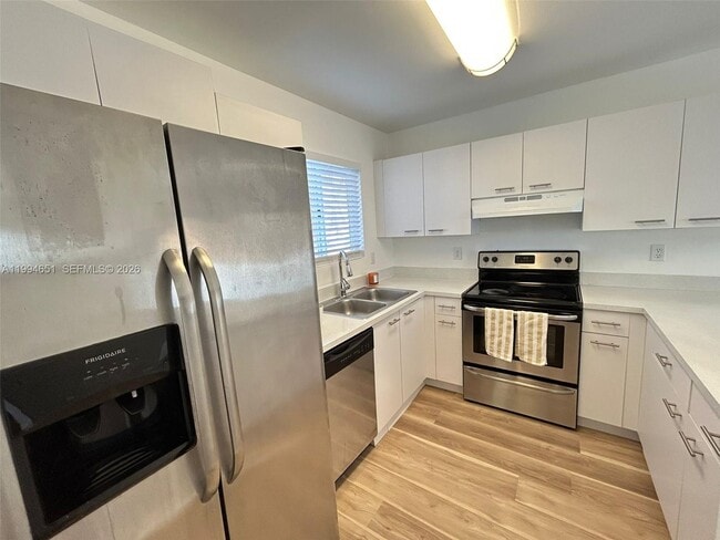 Foto del edificio - 6255 SW Kendale Lakes Cir