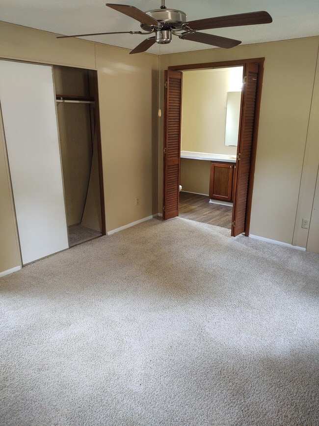 Building Photo - 2423 Asa Whitaker Wy