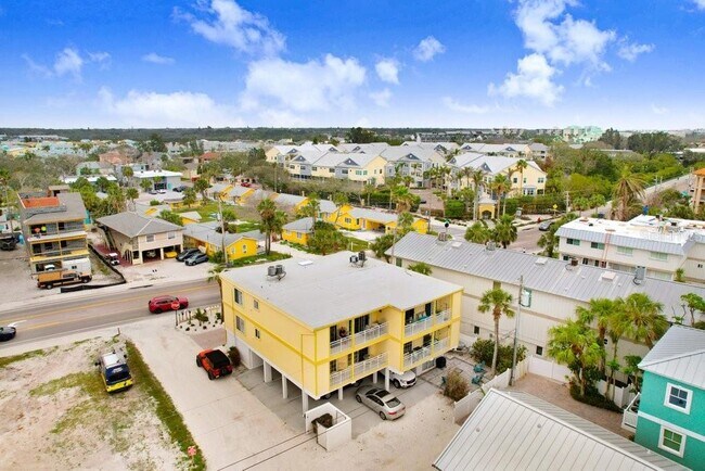 Foto del edificio - 708 Gulf Blvd