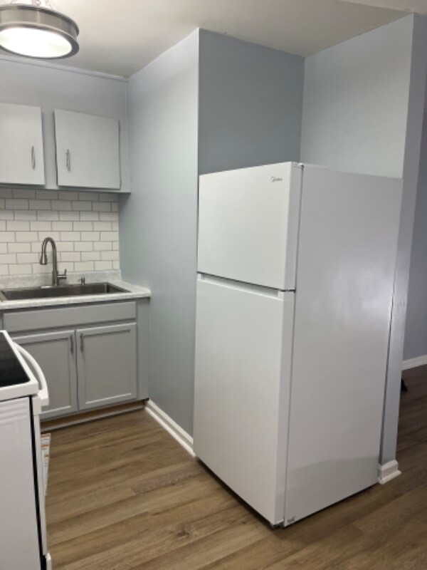 Building Photo - 1811 Lookout Ln