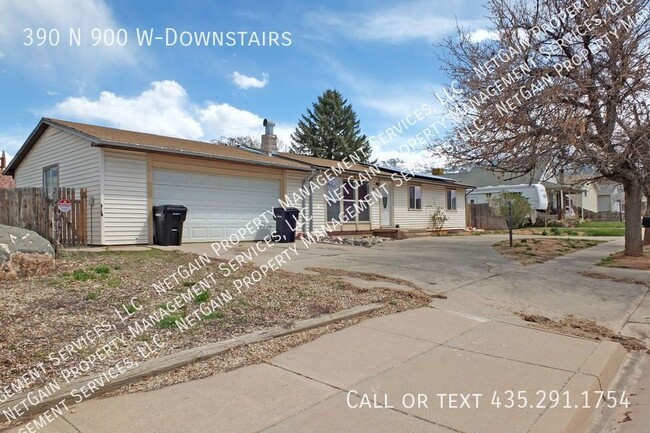 Building Photo - 2 Bedroom Basement Apartment Available Now