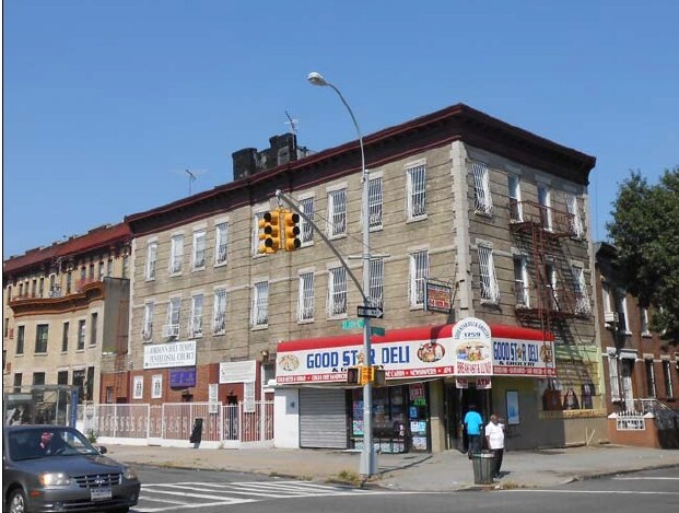 Building Photo - 1259 Saint Johns Pl