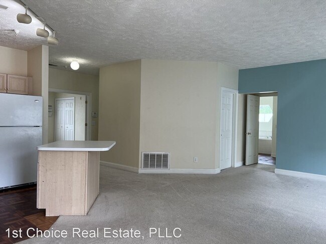 Building Photo - 3 br, 2 bath House - 288 W Saginaw #201