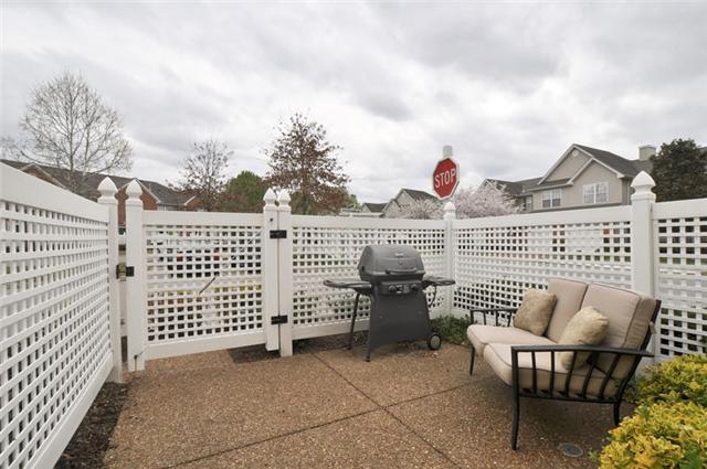 Building Photo - Spacious Prescott Place Townhome