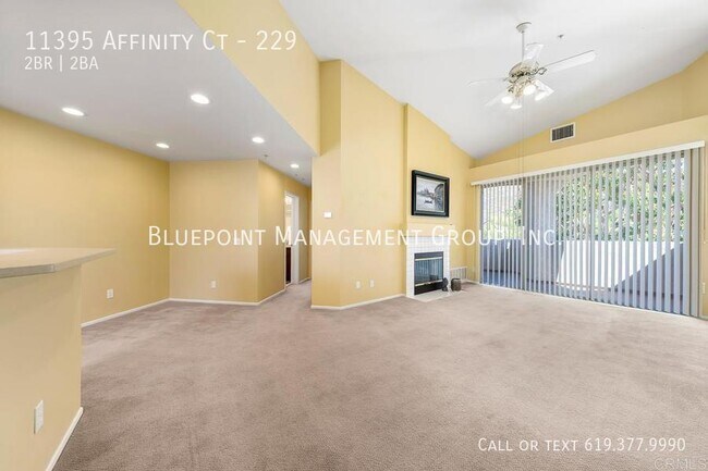 Building Photo - Scripps Ranch Condo