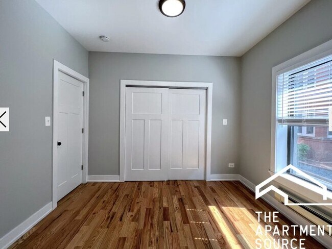Foto del edificio - 4419 N Wolcott Ave