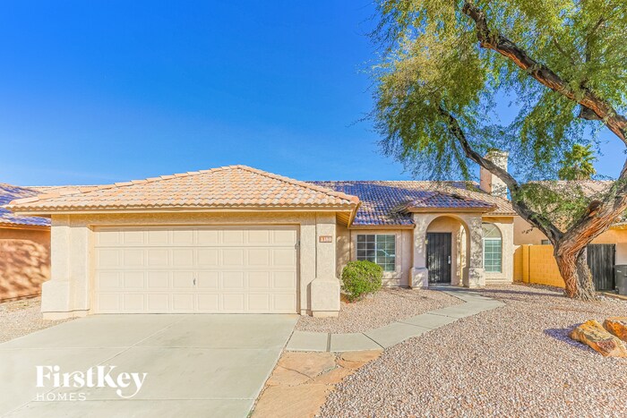 Foto principal - 1380 W Gary Dr