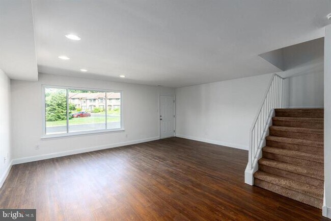 Foto del edificio - 3458 Norwood Pl