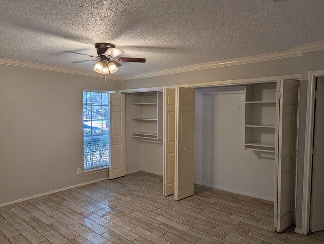 Building Photo - 4304 Segura Ct N