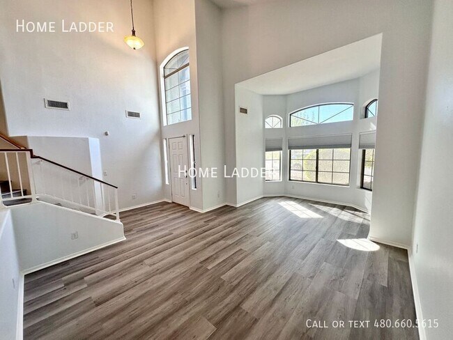 Building Photo - 13201 W Rimrock-