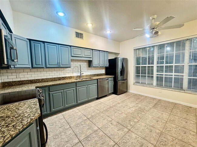 Foto del edificio - 2800 Countryside Blvd