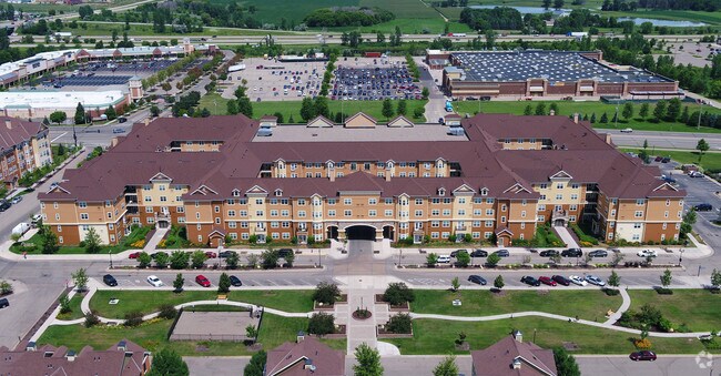 Foto del edificio - City Walk at Woodbury