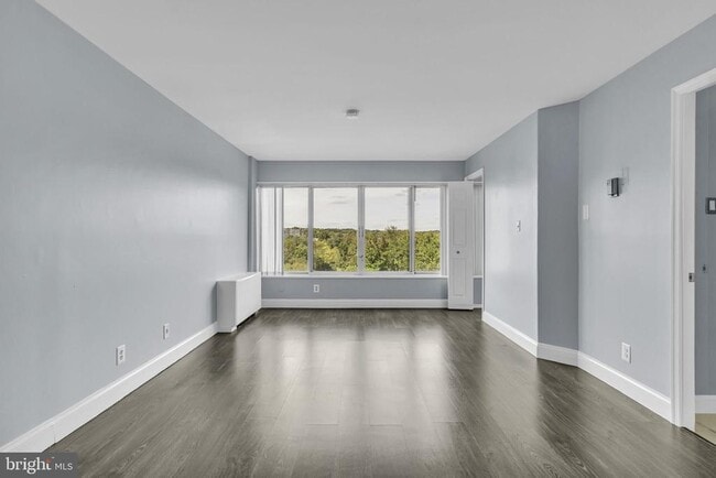 Building Photo - 5340 Holmes Run Pkwy