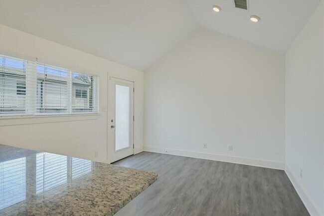 Foto del edificio - 1311 E 52nd St