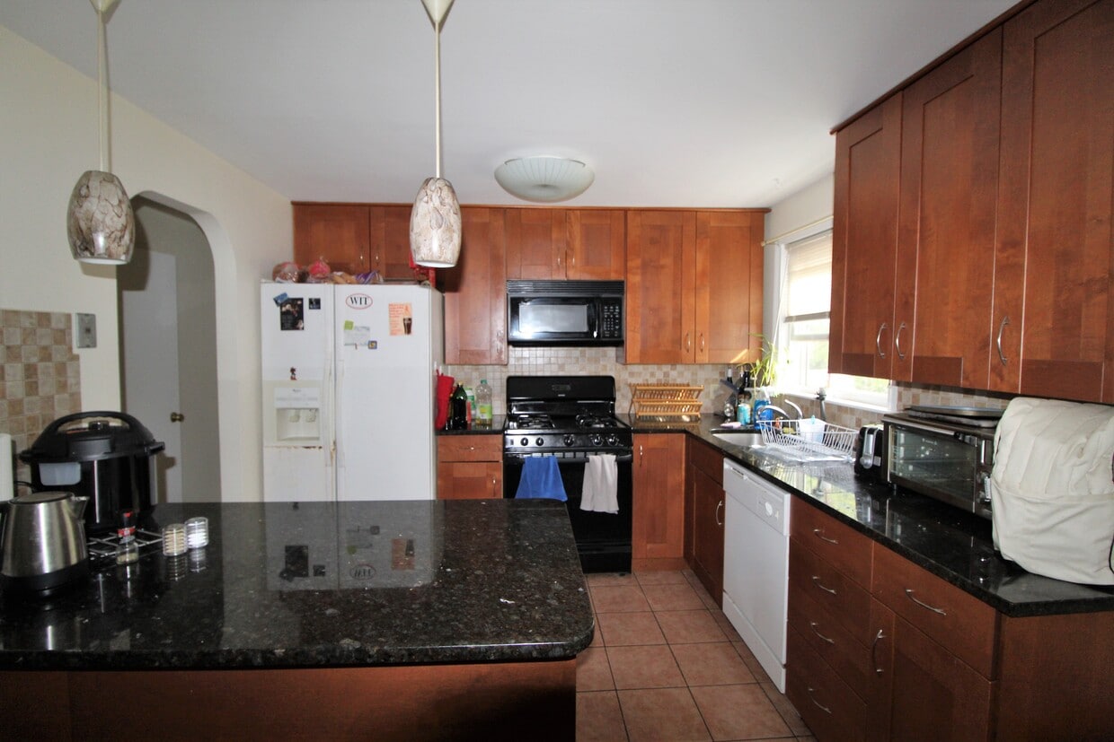 63 Vincent Rd, Dedham, MA 02026 House Rental in Dedham, MA