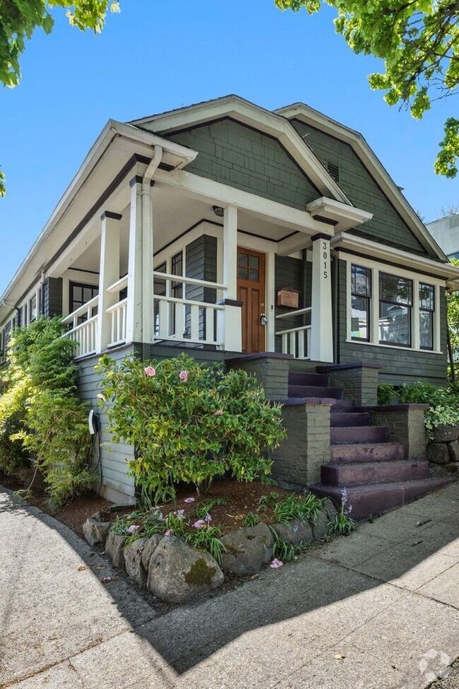 Building Photo - 3015 E Yesler Wy