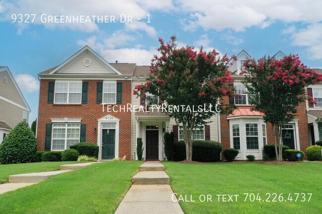 Foto del edificio - 9327 Greenheather Dr