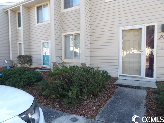 Building Photo - 951 Plantation Dr