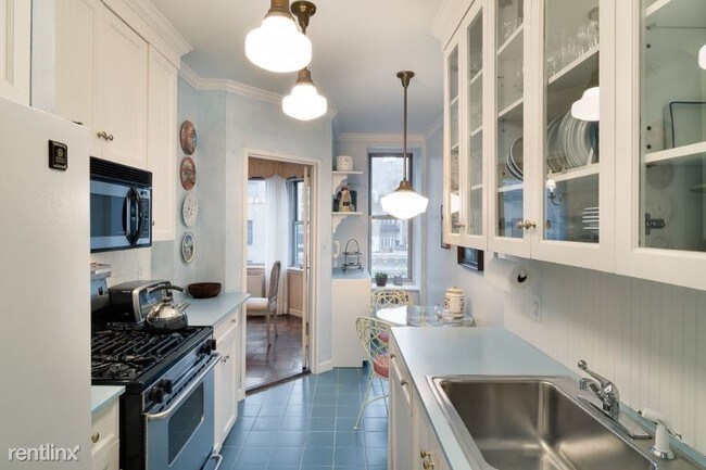 Foto del edificio - 15 E 83rd St