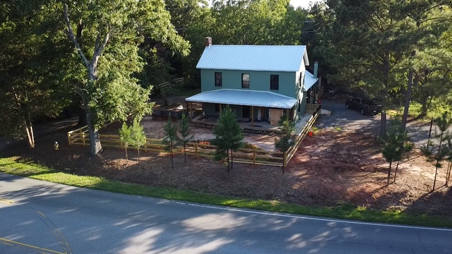 Building Photo - 10799 Poplar Tent Rd