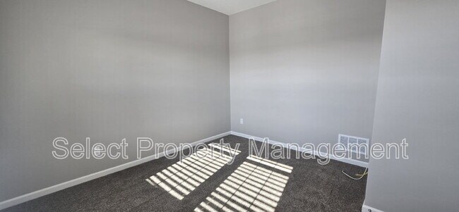 Foto del edificio - 5162 Broad Fields Cove