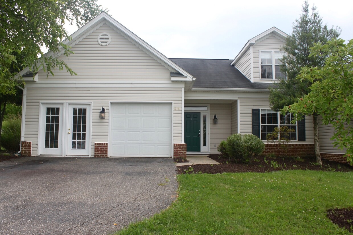 Foto principal - 1218 Wordsworth Ct