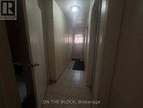 Building Photo - 33 Harrington Crescent