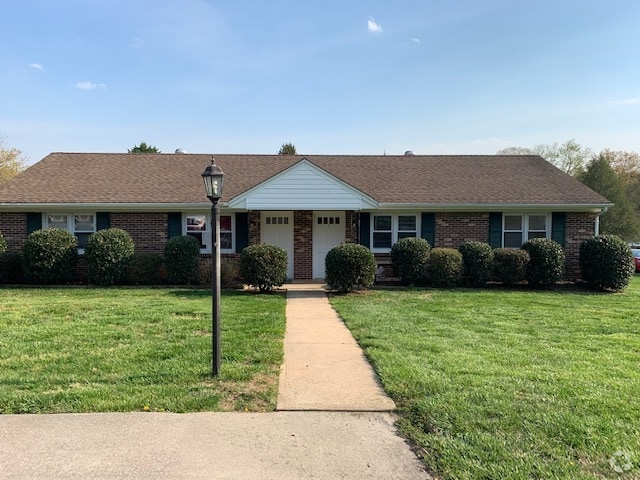 House from the parking area - 1507 Traylor Ln