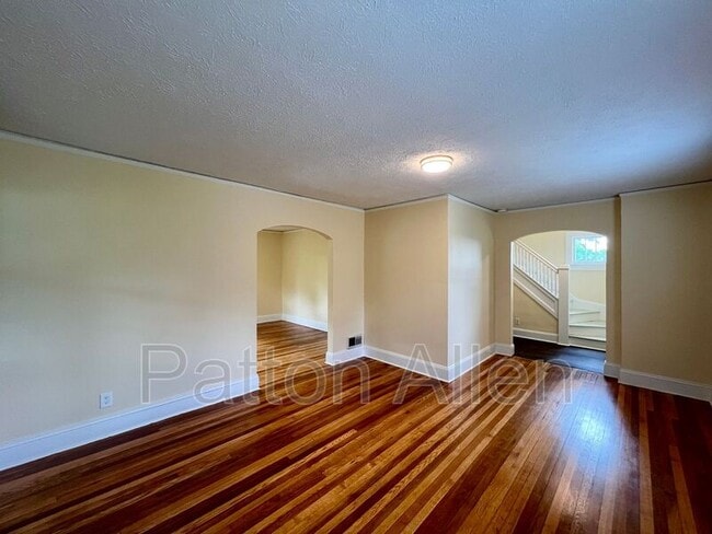 Building Photo - 145 Blanton St