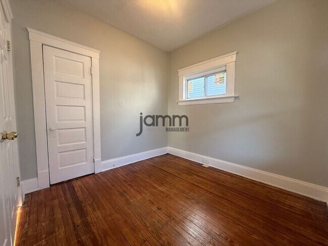 Foto del edificio - 4350 W 28th St