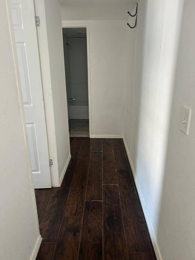 Foto del edificio - 201 S Preston Rd