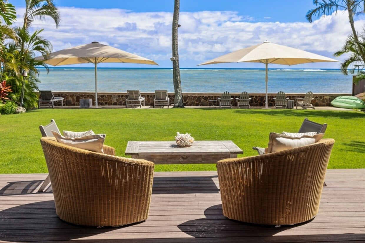 Primary Photo - Gorgeous Oceanfront Home w/Private Pool, J...