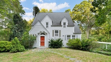 Building Photo - 783 Sanders Rd