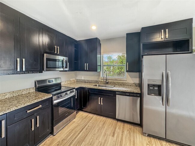Foto del edificio - 1246 NE 110th Terrace