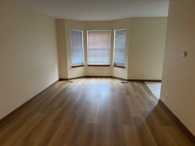 Foto del edificio - 1217 Regent Dr