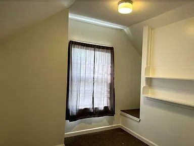 Foto del edificio - "Charming 2-Bedroom Home with Spacious 1,5...